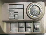 【パワースライドドア】スマートキーや運転席のスイッチでスライドドアの開閉が可能♪電動だから力を入れてドアを開ける必要が無く、小さいお子様でも、重い荷物を持っている時もラクに開け閉めできます♪