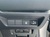 運転席回りのスイッチ類です。