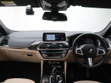 X4 M40i 4WD 