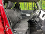 運転席シート廻りは使用感も少なく、良好な状態となっています。丁寧に使われていたことがよくわかりますね。