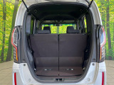普段のお買い物や通勤、送迎等に十分な荷室スペースを確保しております。セカンドシートを倒すと、大きな荷物の積載も可能です♪