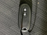 【スマートキー(エンジンスタートストップスイッチ)】スマートキー(電子キー)を持っていれば、スイッチを押すだけでエンジンをかけることができます!