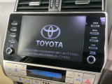【メーカー純正ナビ】インテリアに溶け込むスタイリッシュな「専用設計」メーカーナビを装備♪視認性や操作性など基本性能にも優れ、より上質なカーライフをお楽しみいただけます。