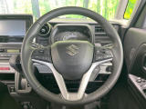 【純正革巻きステアリング】上質な革を使用することで、手にしっかり馴染みとても運転しやすいハンドルです♪