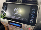 【メーカー純正9インチナビ】インテリアに溶け込むスタイリッシュな「専用設計」メーカーナビを装備♪視認性や操作性など基本性能にも優れ、より上質なカーライフをお楽しみいただけます。