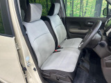 運転席シート廻りは使用感も少なく、良好な状態となっています。丁寧に使われていたことがよくわかりますね。