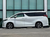 店舗にて現車の確認もいただけますので、お電話で在庫のご確認の上是非ご来店くださいませ。