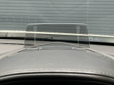 ヘッドアップディスプレイを装備しております。