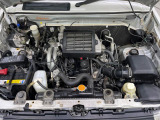 親切・丁寧な専門メカニックスタッフが応対!・車検・点検整備・事故等の修理などアフターサービスも安心。お車のカスタマイズもネクステージのサービススタッフまでご相談ください!