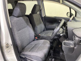 【5人乗り】ゆったりとした座り心地と、車内を広々と使える快適性に長けているので、快適な時間をお過ごしいただけます!