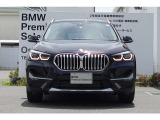 BMWの代名詞の【キドニーグリル】グリルが腎臓のように見えるので【キドニー】と呼ばれるようになりました。一目見ただけでBMWであると認識できる確固たるアイコンとして存在感を放ちます。