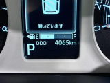 たとえばダイハツのお店にある、たくさんのスマアシ搭載車は、正常に作動する事をしっかり確認します。