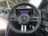 握りやすいハンドルの形状をしておりますので、お客様の運転をサポートしてくれます!
