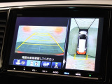 純正のマルチビューカメラが装備されています!上から見下ろしたような視界のカメラが駐車をサポートします!