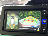【パノラマモニター】専用のカメラにより、上から見下ろしたような視点で360度クルマの周囲を確認することができます☆死角部分も確認しやすく、狭い場所での切り返しや駐車もスムーズに行えます。