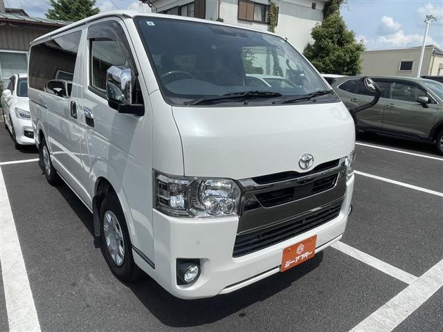 トヨタ ハイエースバン 