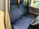 座り心地の良いシートで快適なドライブを楽しめます♪運転席・助手席はシートヒーター付きで、座面が温かくなるので寒い時でも車内で快適にお過ごしいただけます♪