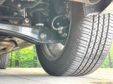 お車を安心してお乗りいただく為には、足回りの定期点検が欠かせません。サービスサポート(有償保証)では無料点検もご提供しており、安心のカーライフをお過ごしいただけるサポート体制が整っています。