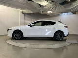当社でご購入頂いた全ての車両はご納車前、エンジンオイル交換・ワイパーゴム・ブレーキ点検・調整・その他確認の上ご納車いたします。