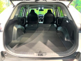【パワーバックドア】スマートキーや運転席のボタンを押すだけでリアゲートが自動で開閉します!荷物を持っている時や、高い位置にあるバックドアを閉める際に便利な機能です♪