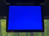 【フリップダウンモニター】大画面モニターで後席でもエンタメをお楽しみいただけます。小さなお子様にも大人気の装備です♪
