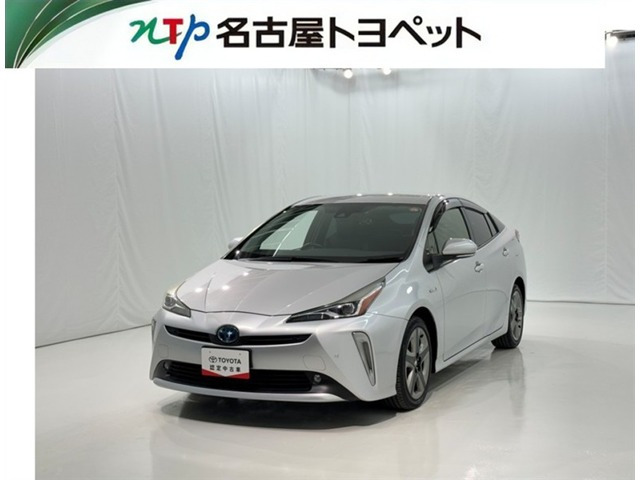 トヨタ プリウス 