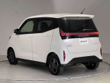 【ワイド保証】日産販売店の中古車には、無料で保証が付いています。走行距離無制限で、無料保証期間は1年間から。品質に自信があるから実現した、日産ならではの保証です。