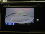バックカメラ搭載です!車庫入れが苦手な人はもちろん、車両感覚に自信がある人にもお勧めです!見えない箇所が見えるようになるので、低い障害物や隠れてしまっている子供の存在等にも気付く事が出来ます。