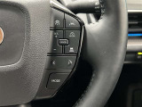 右側で全車速追従型クルーズコントロールなどの操作が可能!