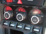 オートエアコンで車内はいつでも快適です♪