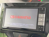 【純正ナビ】人気の純正ナビを装備しております。ナビの使いやすさはもちろん、オーディオ機能も充実!キャンプや旅行はもちろん、通勤や買い物など普段のドライブも楽しくなるはず♪