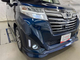LEDヘッドライトです。デザイン性がよくとても明るいので、夜間の走行や悪天候でも安心です。しかも長寿命!