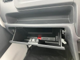 助手席正面のインパネ画像になります。