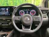 【ステアリングスイッチ】運転中、前方から目線をそらすことなく、オーディオ等の操作が可能な便利機能!安心&快適なドライブを演出してくれます♪