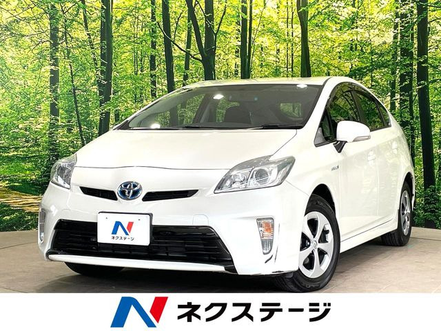 トヨタ プリウス 