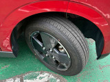 タイヤサイズは155/65R14です。日産純正アルミ装着です☆