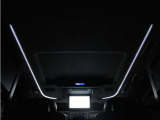 夜間に室内を照らしてくれるルームライトです
