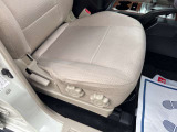 運転席シートリフター