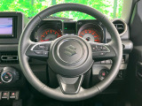 【純正革巻きステアリング】上質な革を使用することで、手にしっかり馴染みとても運転しやすいハンドルです♪
