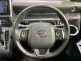 【純正革巻きステアリング】上質な革を使用することで、手にしっかり馴染みとても運転しやすいハンドルです♪