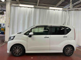 【スマートアシストII搭載車】 衝突回避支援ブレーキ機能(対車両)、衝突警報機能(対車両・対歩行者)、誤発信抑制制御機能などの機能で安全な運転をサポートします。