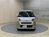 お車購入のポイントとなるフロントマスクです!かわいらしい目つきが印象的なデザインのヘッドランプです。