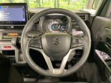 【純正革巻きステアリング】上質な革を使用することで、手にしっかり馴染みとても運転しやすいハンドルです♪