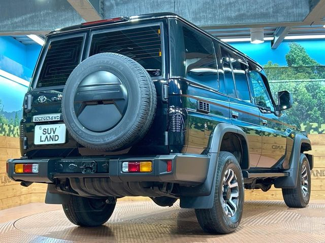 トヨタ ランドクルーザー70 2.8 AX ディーゼル 4WD の中古車詳細