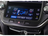 使いやすさや安全性を追求したステアリング周り!高級車ゆえにスイッチ類が多いのも特徴ですね!考え尽くされた配置ですぐに使いこなす事が出来ますのでご安心下さい!是非、体感してみて下さい!!