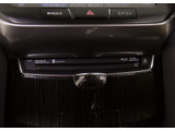 CDはもちろんの事、DVD&Blu-ray再生も可能です。フルセグ地デジにも対応しさらにBluetoothにも対応しております