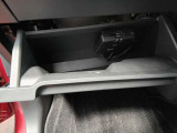 中古車だからボディーコーティングがおすすめ!下地処理が重要なコーティングはもちろんプロの施工でピカピカに仕上げます。
