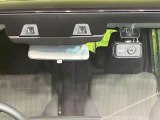【スズキ セーフティサポート】走行中に前方の車両等を認識し、衝突しそうな時は警報とブレーキで衝突回避と被害軽減をアシスト。より安全にドライブをお楽しみいただけます。