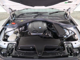 安心のBMW認定中古車は100項目の箇所を徹底的にチェック致します。機械的な箇所や電気系、コンピューターなどをご納車前に点検し、交換基準に達した部品は全て新品に修理返品した後にご納車致します。