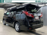「中古車ハイブリッド保証」付き。ハイブリッド機構を無償で保証します。保証期間は、初度登録年月から10年目まで、またはロングラン保証が終わってから3年間。ただし累計走行距離が20万km以内です。